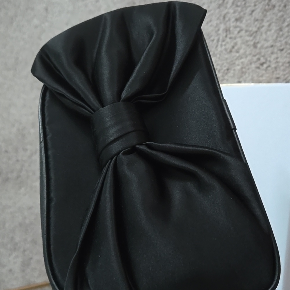 CHRISTIAN DIOR bow pouch 8 x 5 in vintage DIOR clutch Bag BOW DIOR Pouch